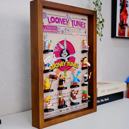 LEGO™ Show Case for Looney Tunes Minifigures (71030)