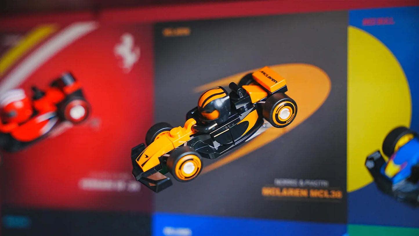 LEGO™ Show Case for F1 Collectible Race Cars Plus（71049）